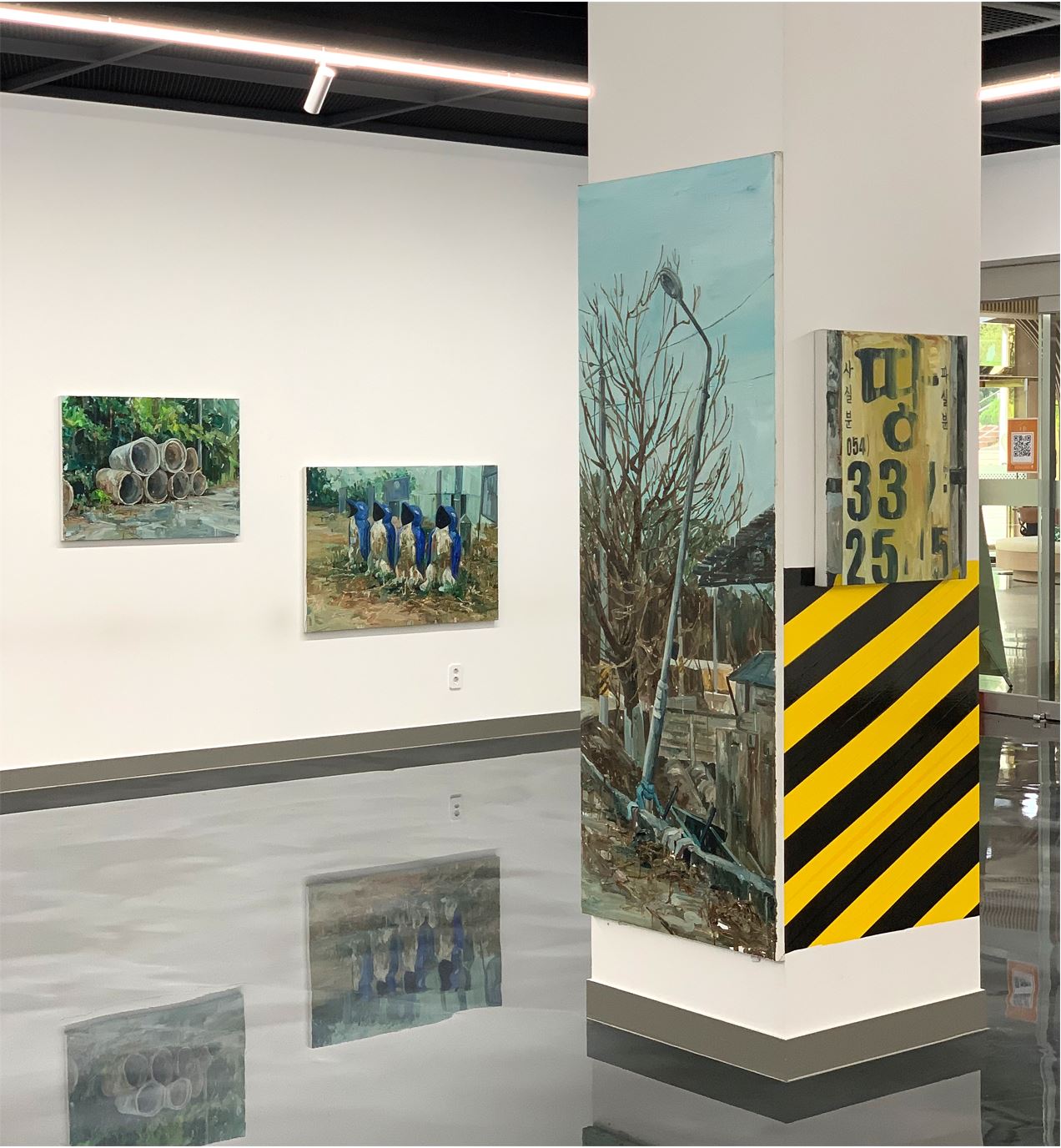 &lt;불완전한 덩어리&gt; 전시전경, 2021